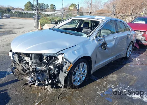 2016 Lincoln Mkz z USA, uszkodzony, nr VIN 3LN6L2G99GR609563